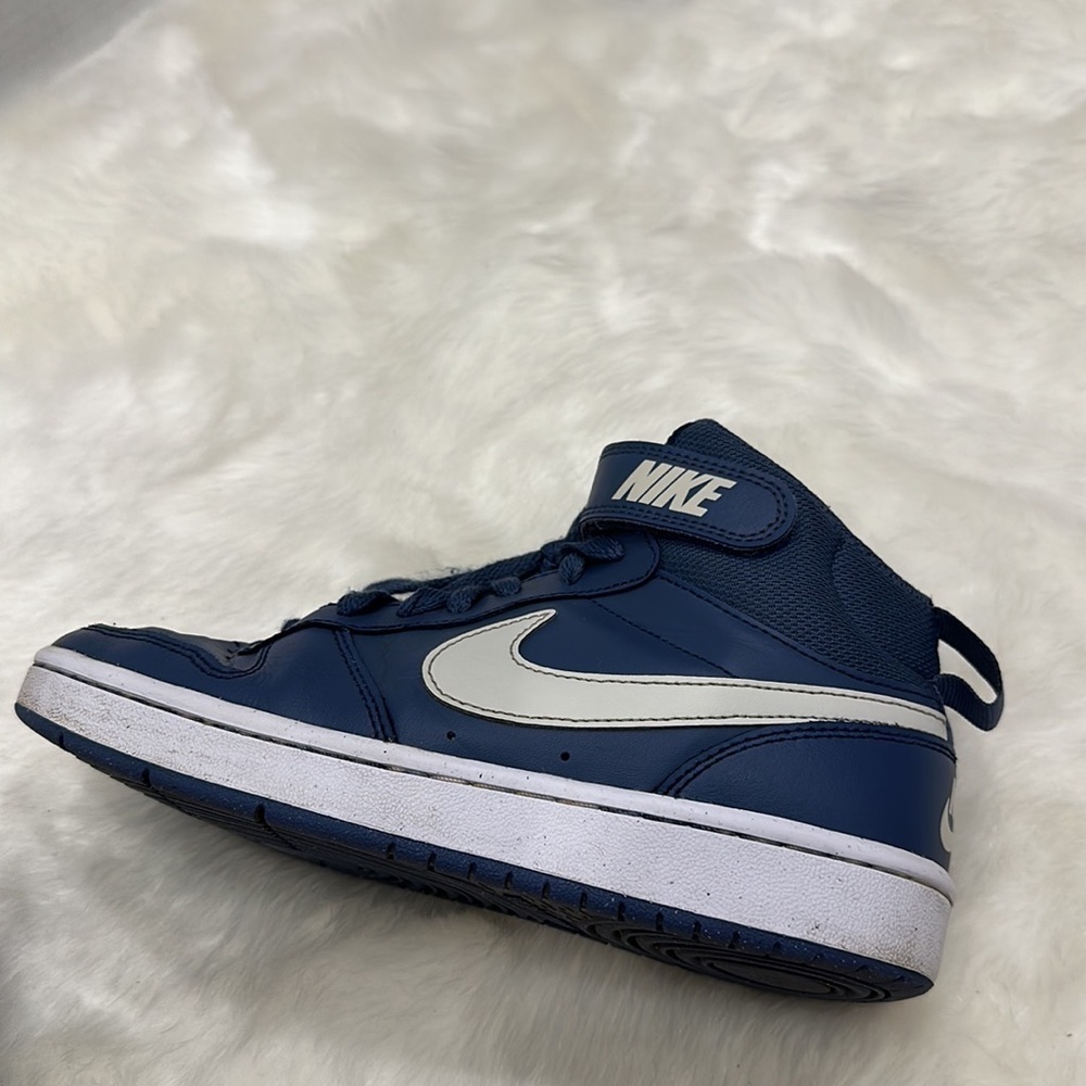 Nike Mid Top Athletic Sneaker Size 5Y Youth Blue White Lace Up Basketball Shoes - Picture 9 of 15